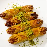 باقلوا پروانه ای