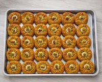 باقلوا لونه بلبلی